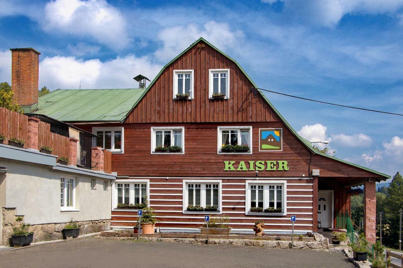 Rodinny Hotel Kaiser Десна Екстер'єр фото