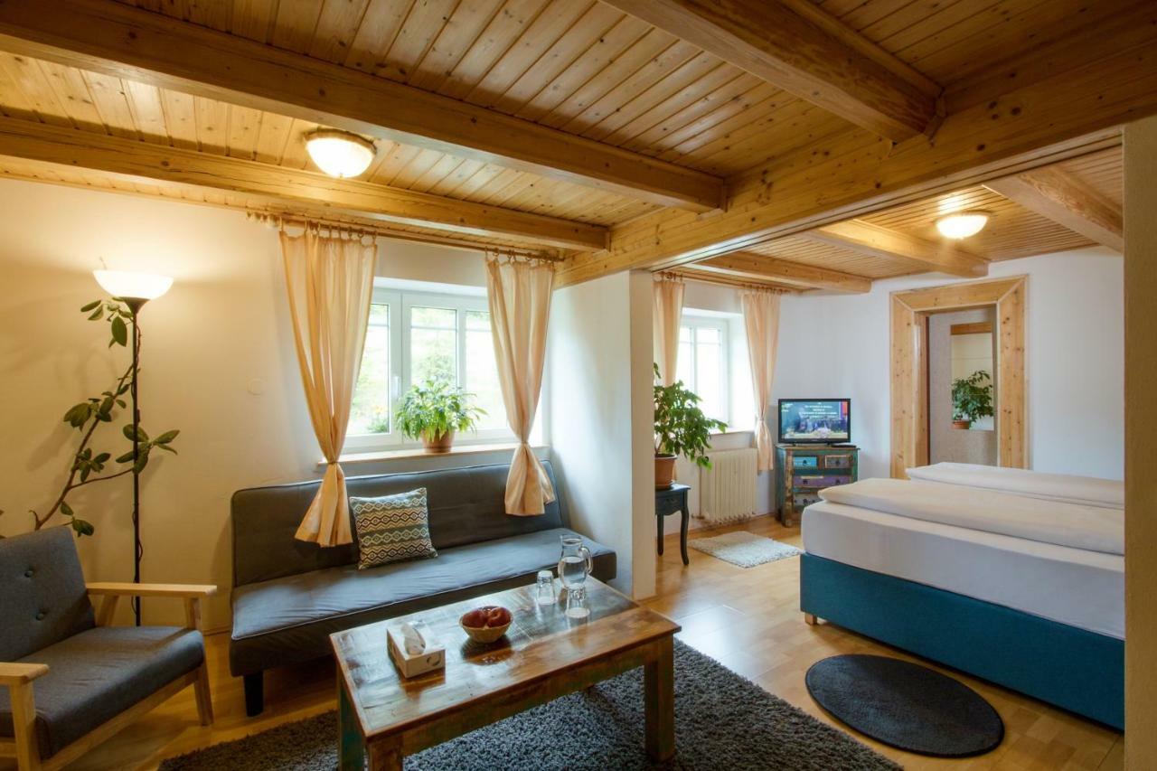 Rodinny Hotel Kaiser Десна Екстер'єр фото